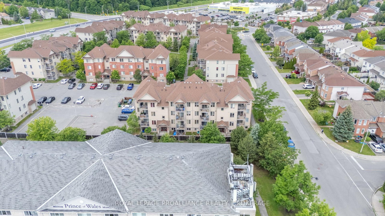 510 Stonefield Private • #2 • Ottawa, ON photo 28