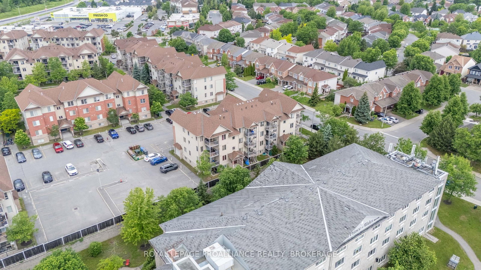 510 Stonefield Private • #2 • Ottawa, ON photo 29