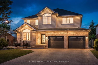608 Bluenose Crescent • Waterloo, ON photo 3