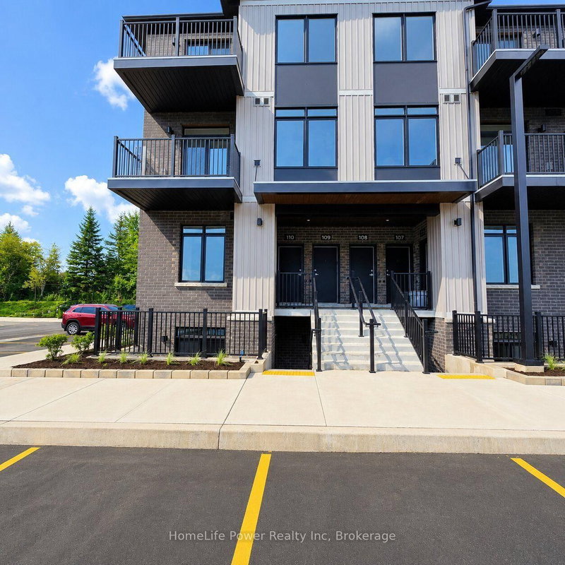 110 - 824 woolwich Street