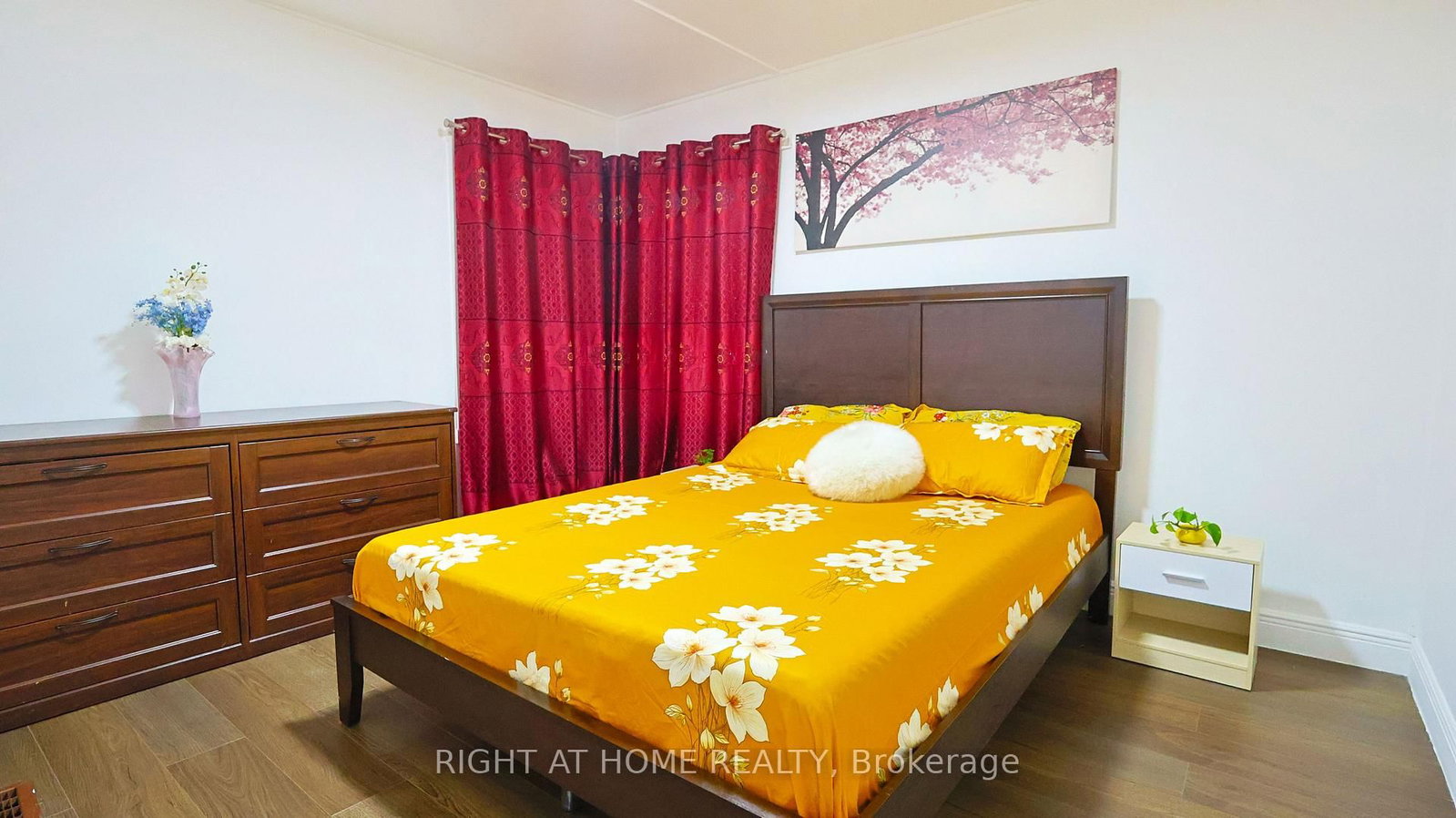 82 Normanhurst Avenue • Hamilton, ON photo 15