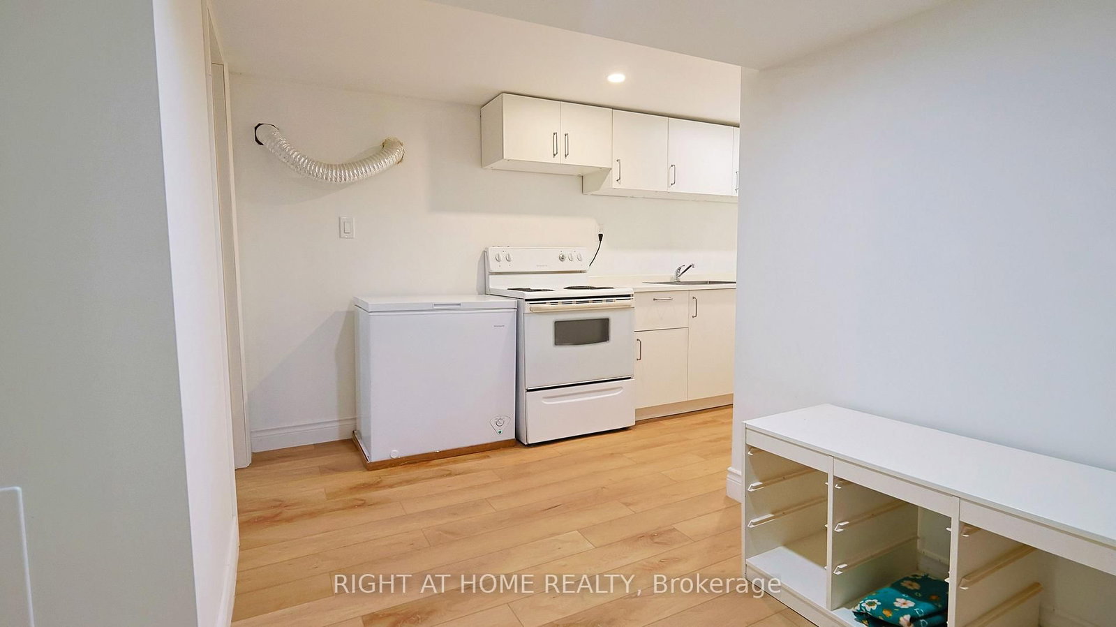 82 Normanhurst Avenue • Hamilton, ON photo 36