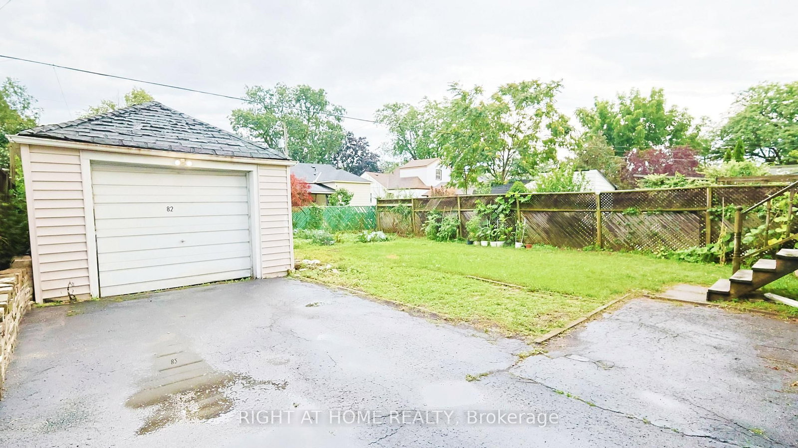 82 Normanhurst Avenue • Hamilton, ON photo 47