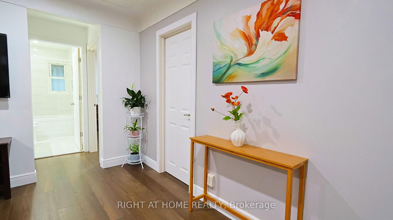 82 Normanhurst Avenue • Hamilton, ON photo 8