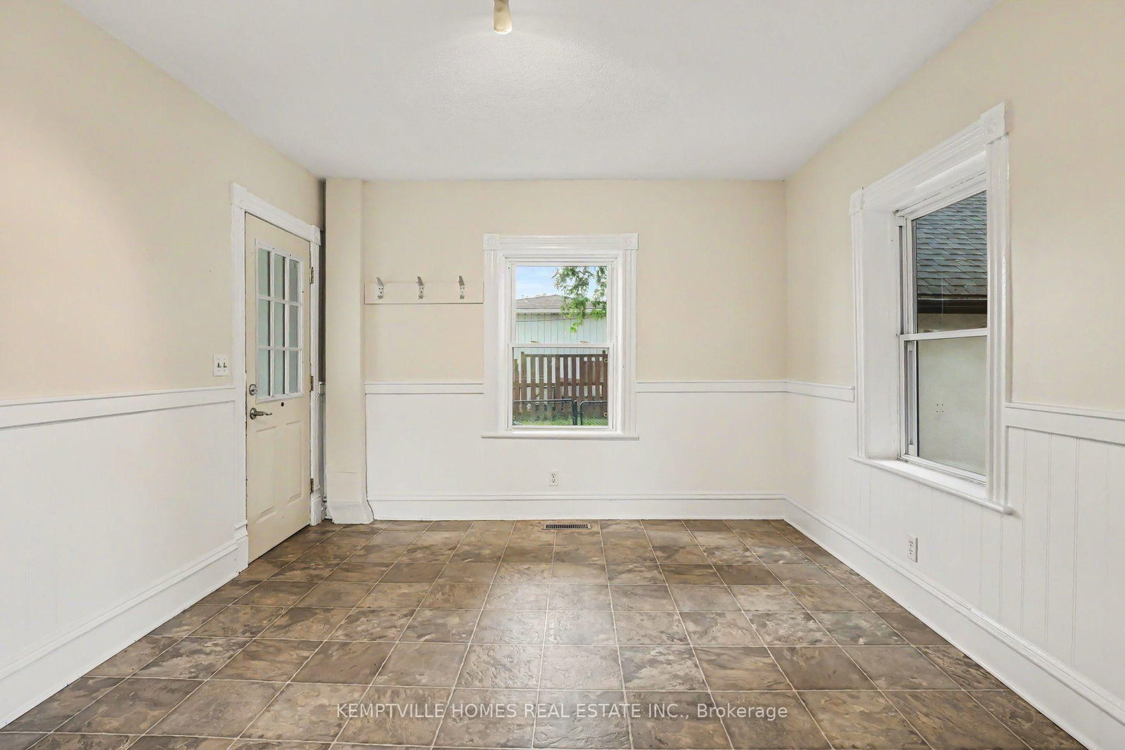 616 RIDEAU Street • North Grenville, ON photo 12