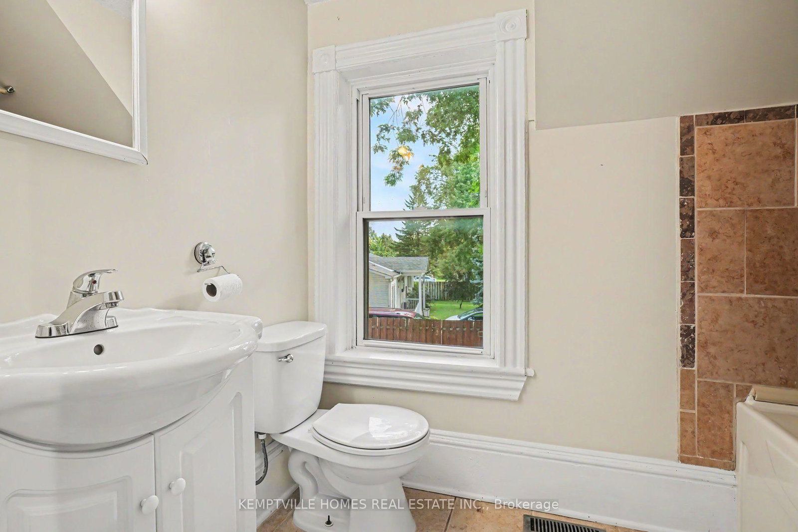 616 RIDEAU Street • North Grenville, ON photo 27
