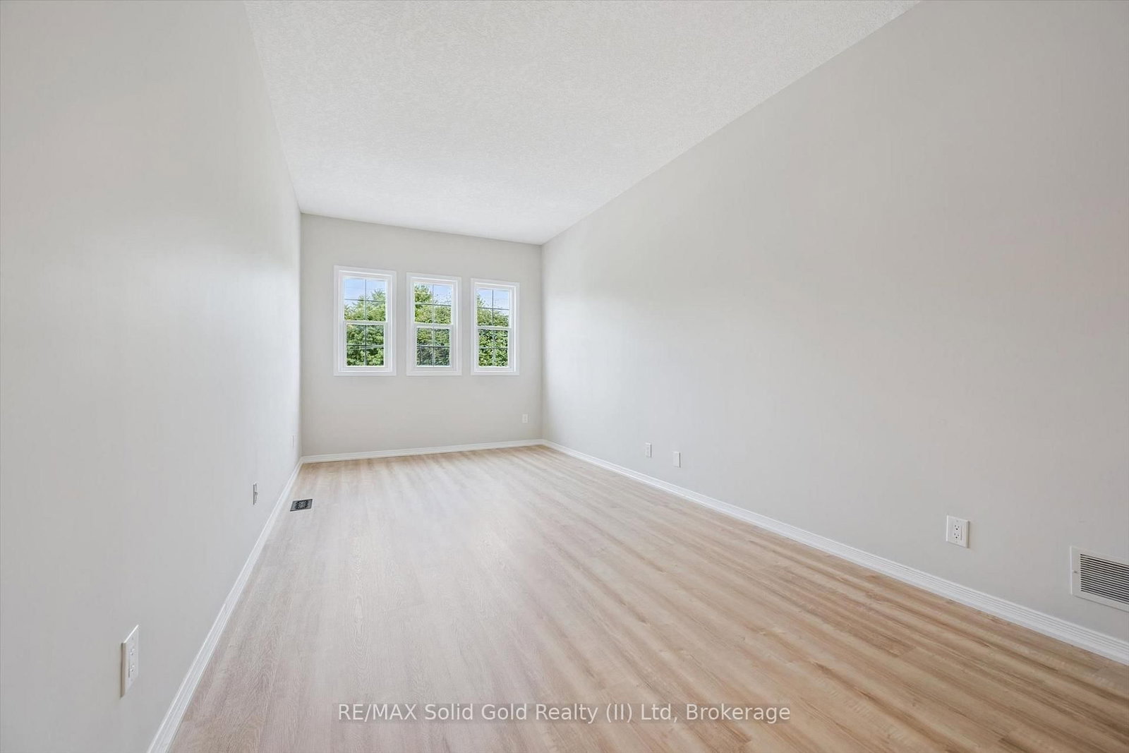 751 Laurelwood Drive • Waterloo, ON photo 21