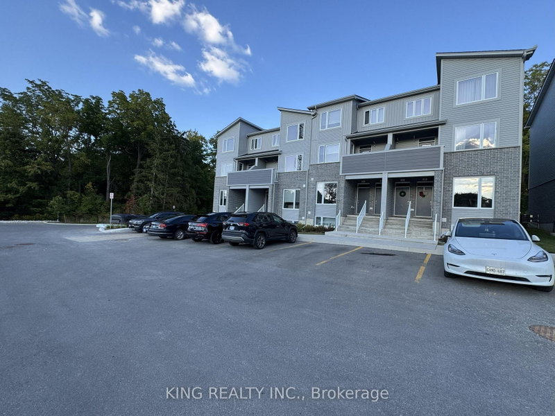 45 - 990 DEVERON Crescent