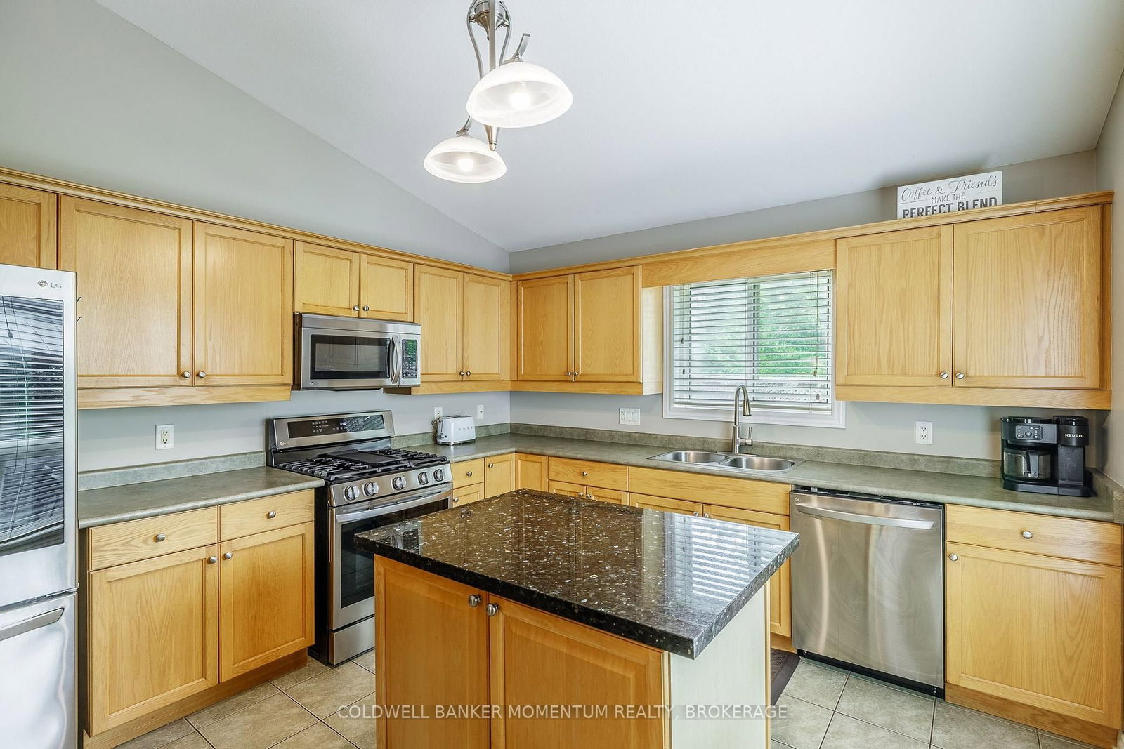 18 LORETTA Drive • Niagara-on-the-Lake, ON photo 16