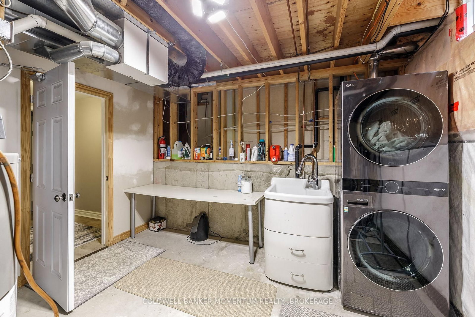 18 LORETTA Drive • Niagara-on-the-Lake, ON photo 32