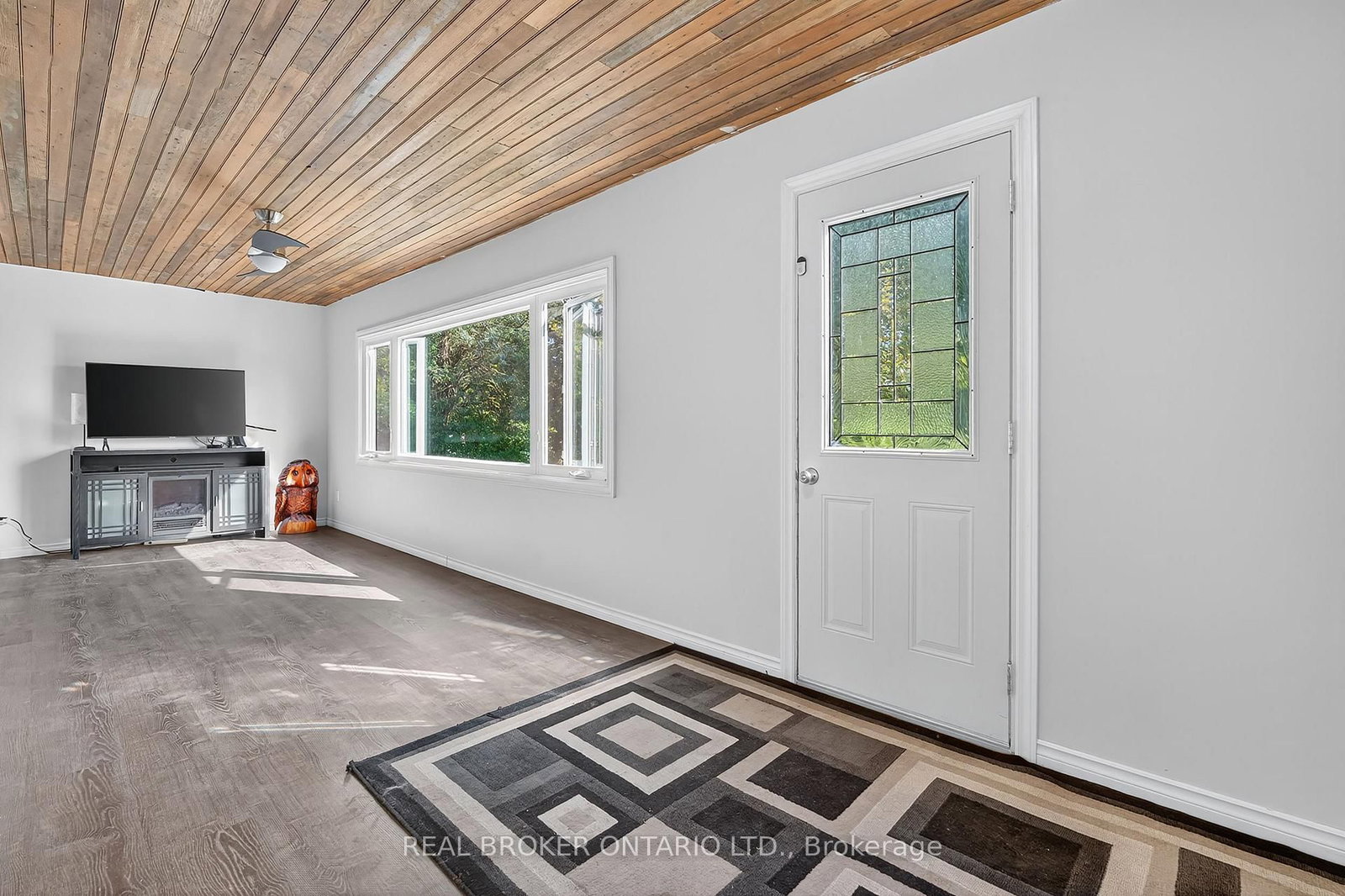 312 Old Guelph Road • Hamilton, ON photo 3