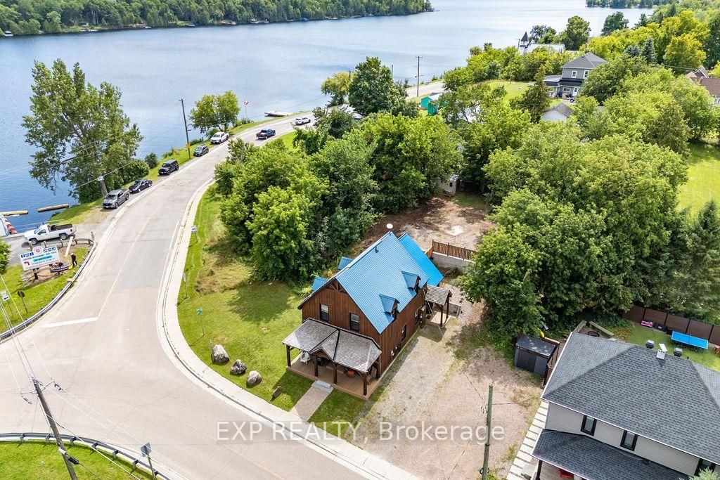 12595 Lanark Road • Calabogie, ON photo 12