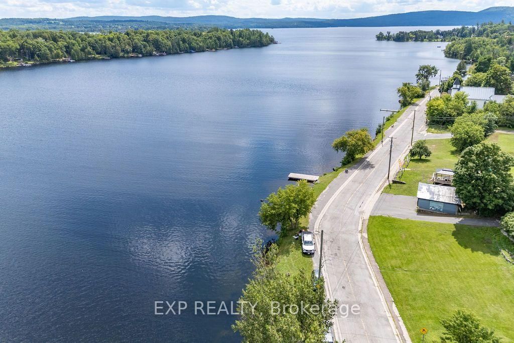 12595 Lanark Road • Calabogie, ON photo 14