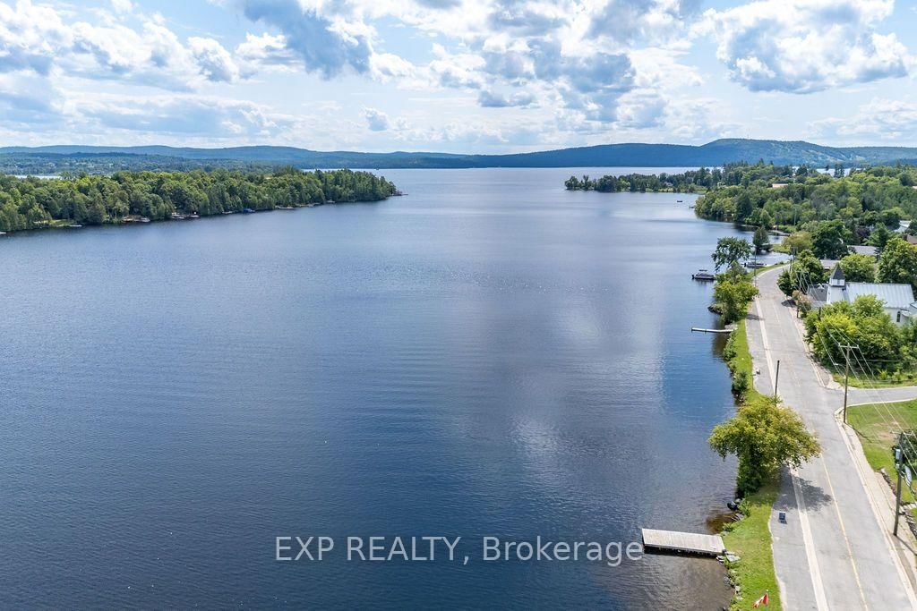 12595 Lanark Road • Calabogie, ON photo 15