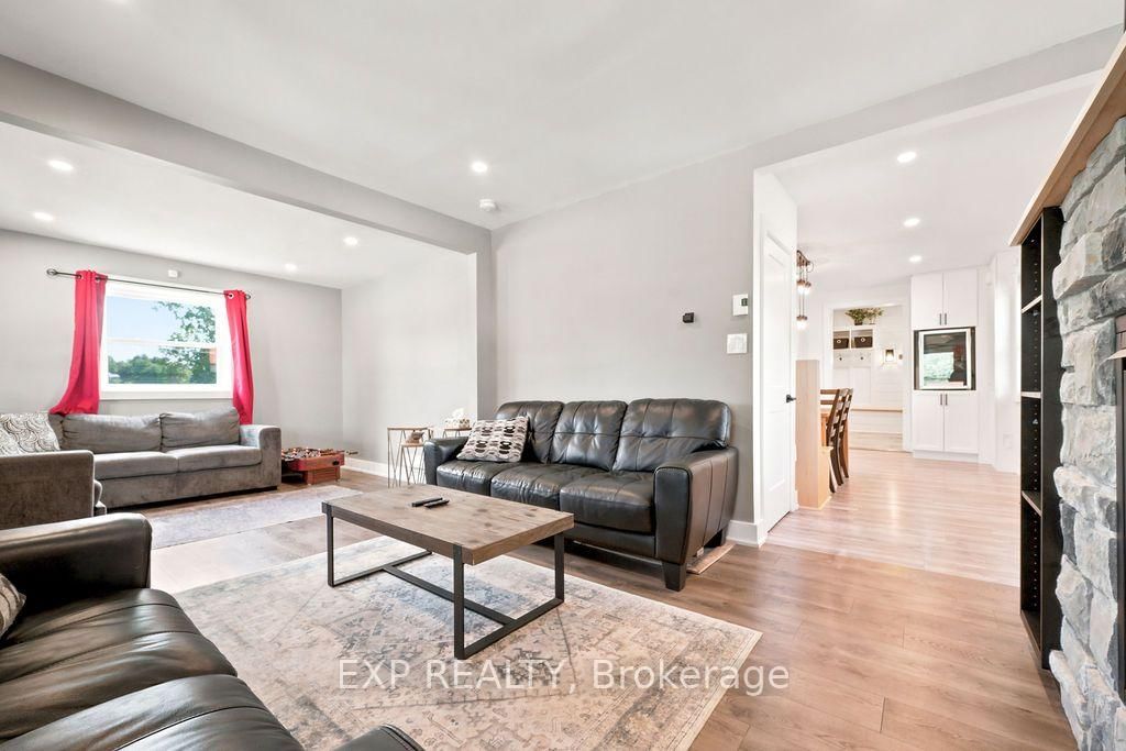 12595 Lanark Road • Calabogie, ON photo 24