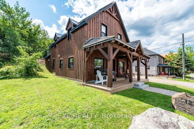 12595 Lanark Road • Calabogie, ON photo 4