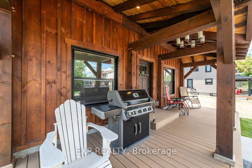 12595 Lanark Road • Calabogie, ON photo 6