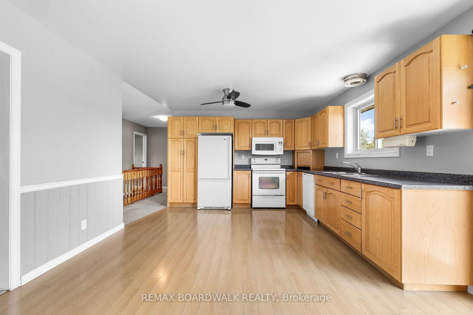 189 Arnold Drive • Perth, ON photo 11