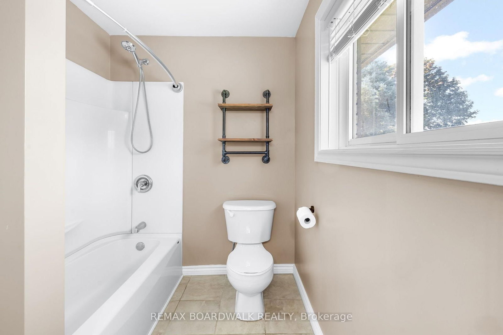 189 Arnold Drive • Perth, ON photo 22