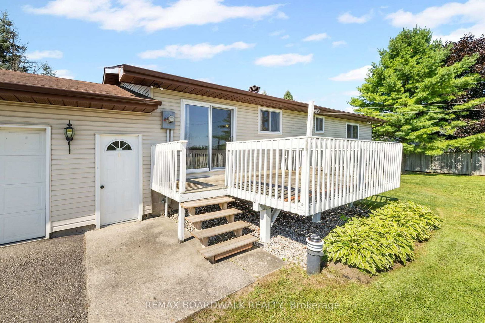 189 Arnold Drive • Perth, ON photo 28