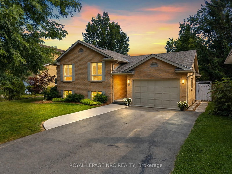 11 Village Court