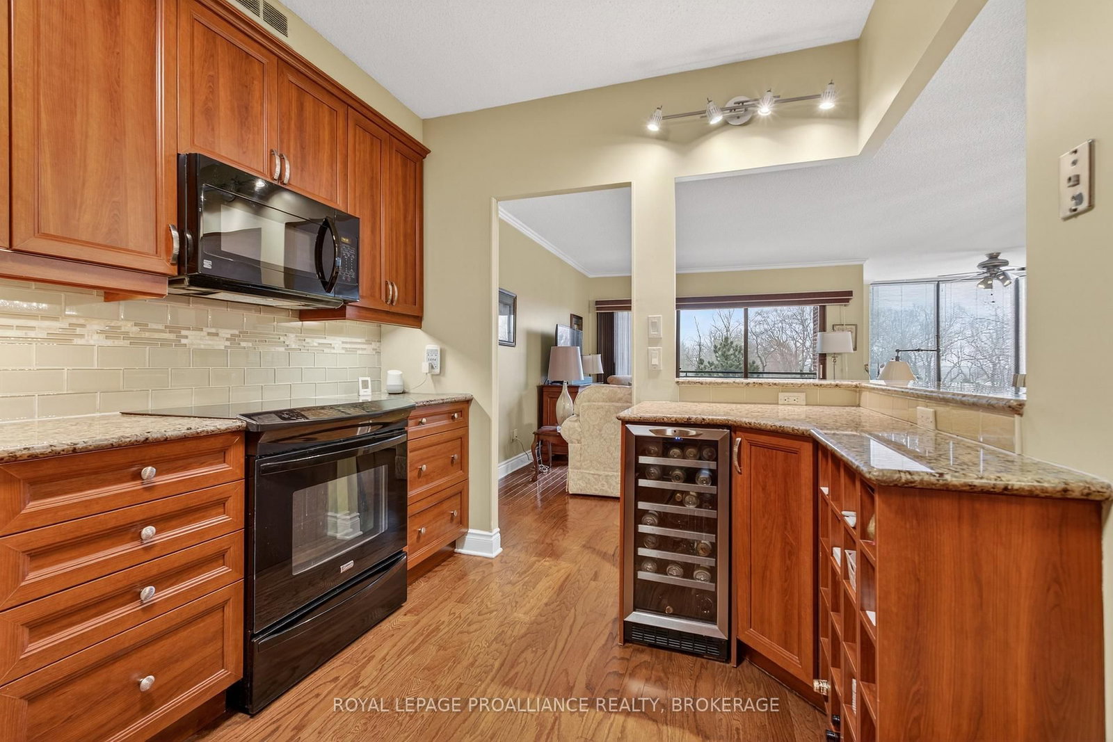 1000 King Street W • #305 • Kingston, ON photo 19