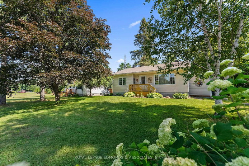 11132 & 11140 Round Lake Road