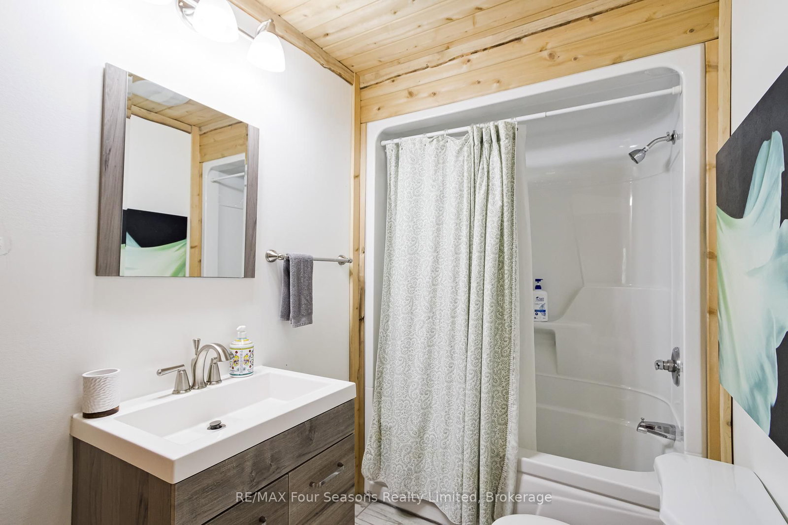 025359 Euph-St Vincent Townline • Meaford, ON photo 15