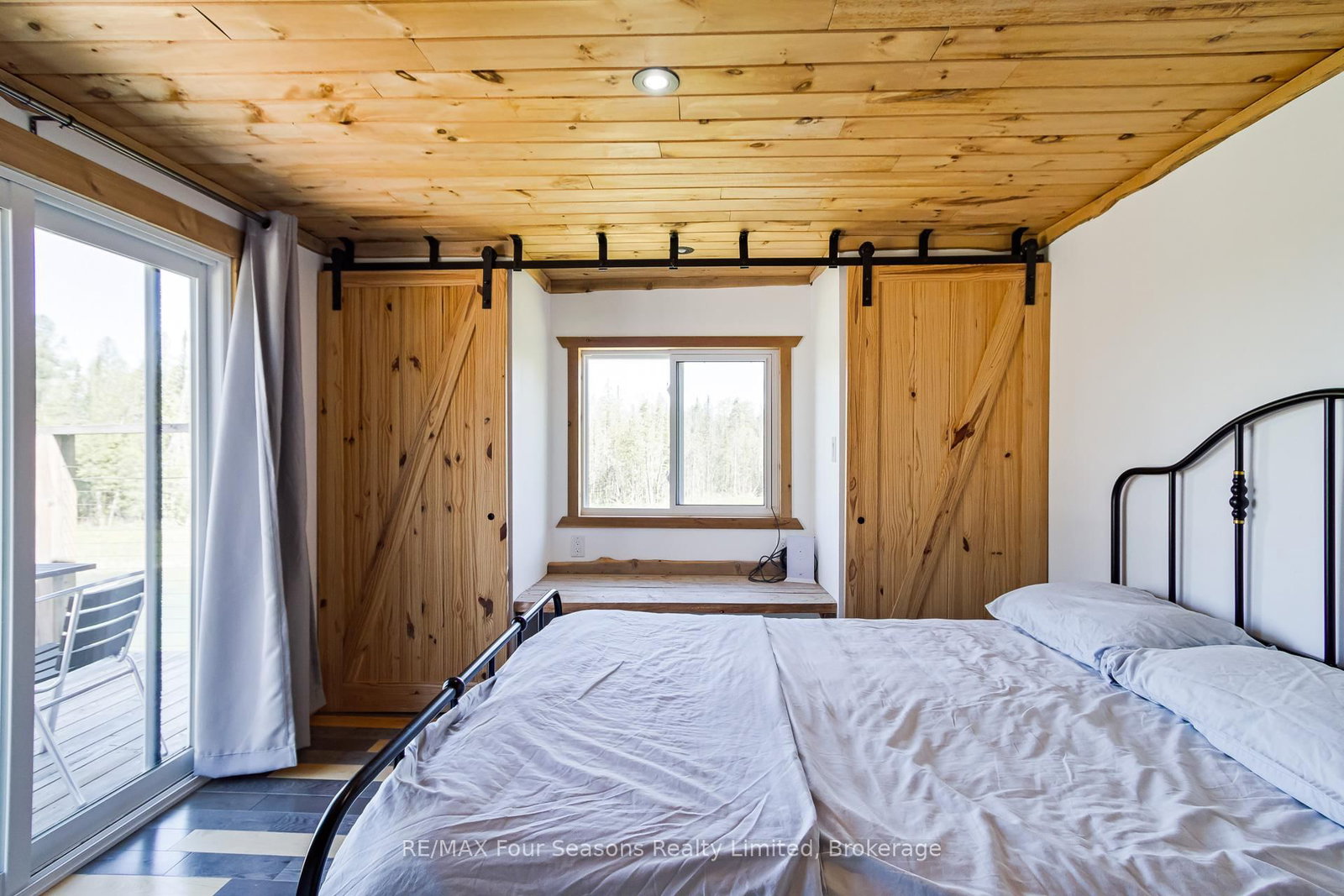 025359 Euph-St Vincent Townline • Meaford, ON photo 21