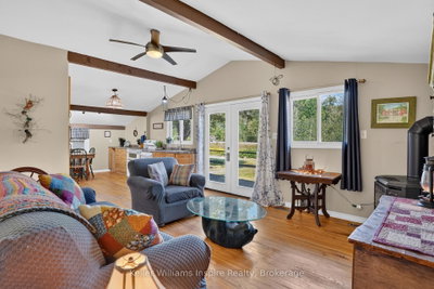 3044 LOOP Road • Highlands East, ON photo 6