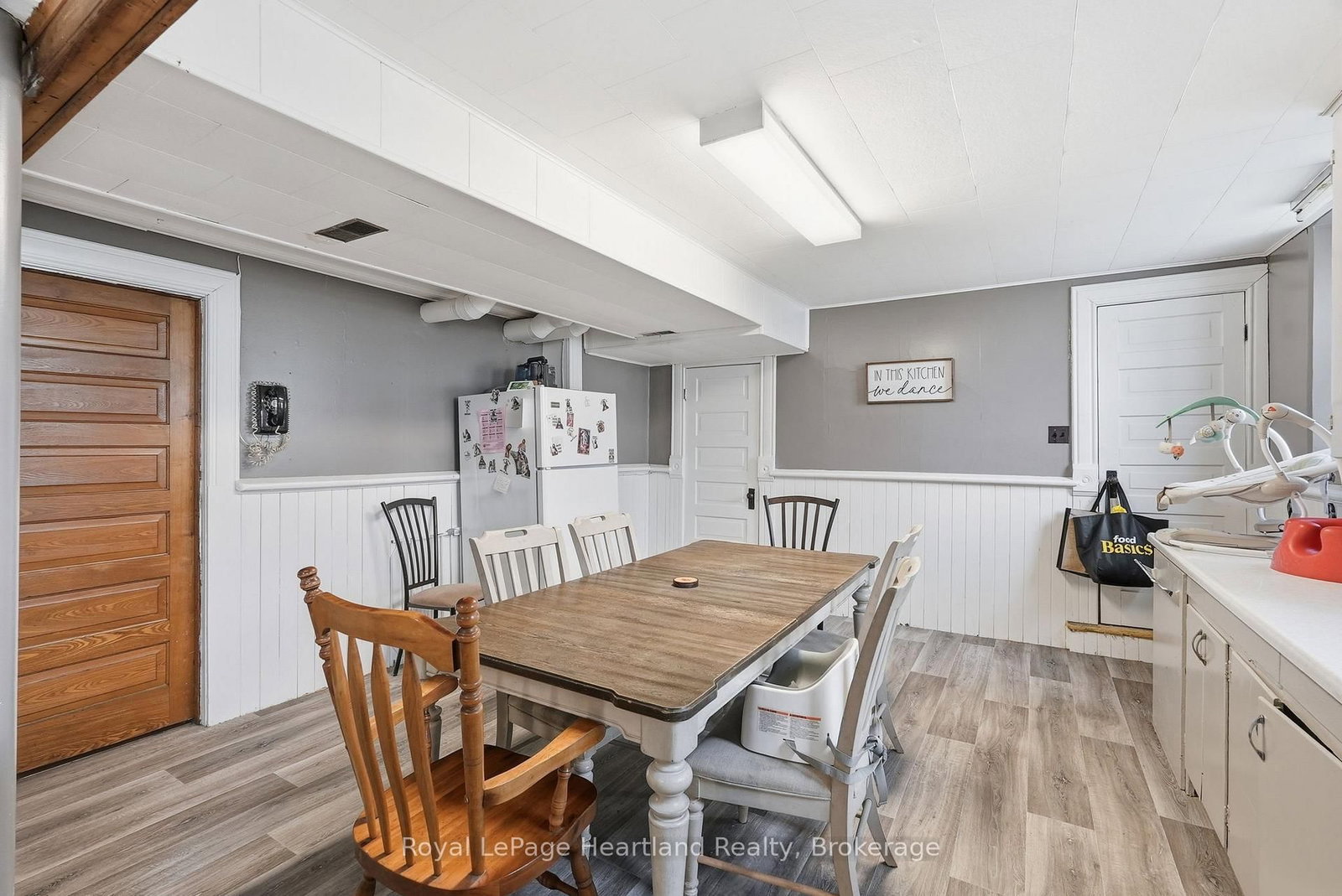 3080 Patrick Street • Howick, ON photo 41
