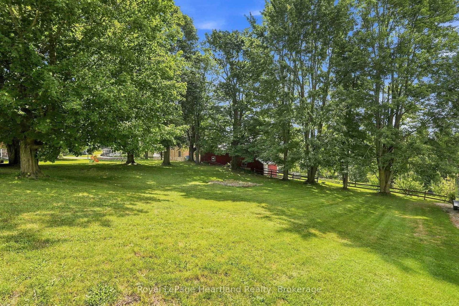 3080 Patrick Street • Howick, ON photo 45