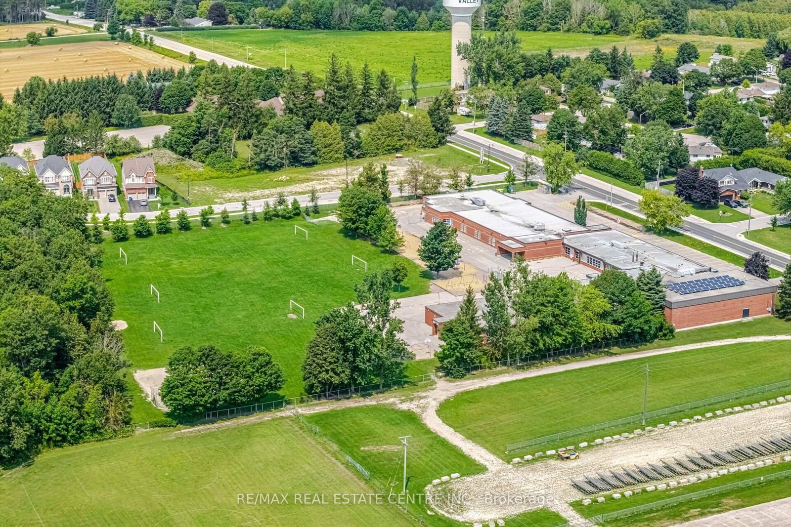 1 Grundy Crescent • East Luther Grand Valley, ON photo 49