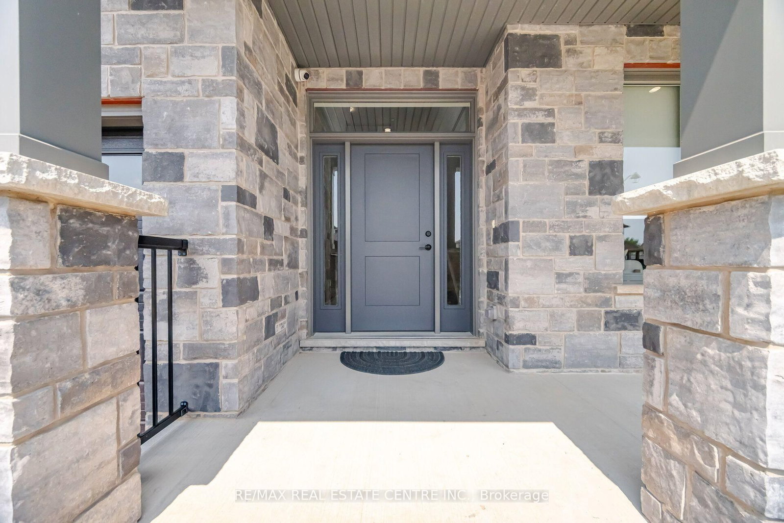1 Grundy Crescent • East Luther Grand Valley, ON photo 8