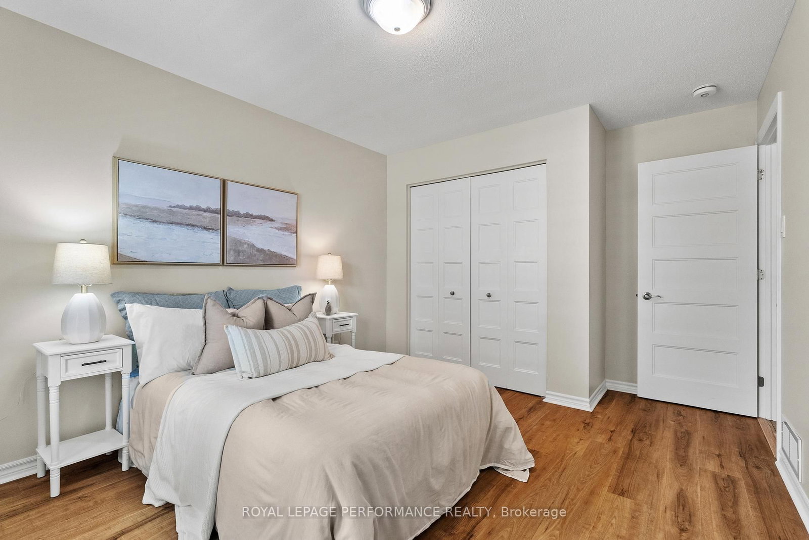 7 Abbey Crescent • Russell, ON photo 6