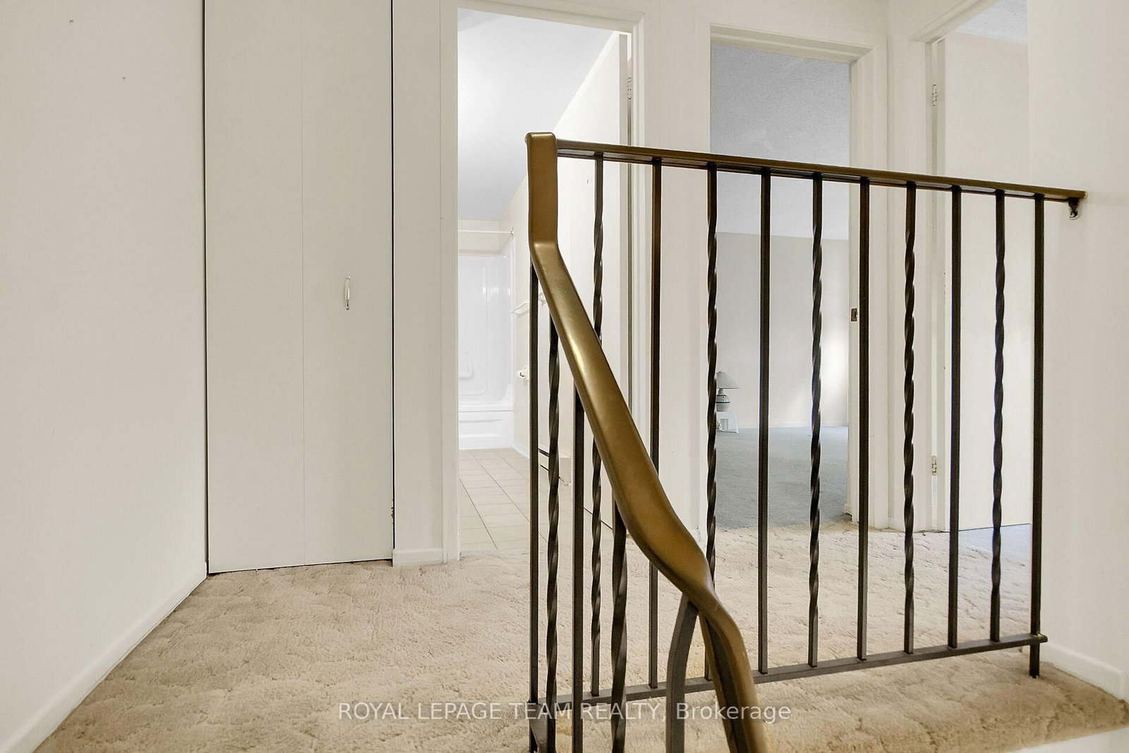 31 Woodvale Green Street • #D • Ottawa, ON photo 22