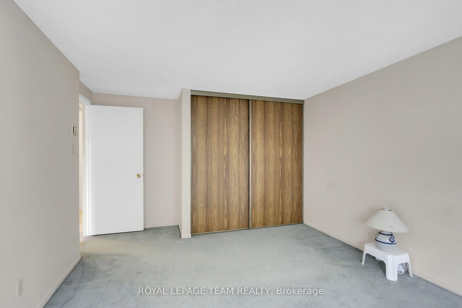 31 Woodvale Green Street • #D • Ottawa, ON photo 26