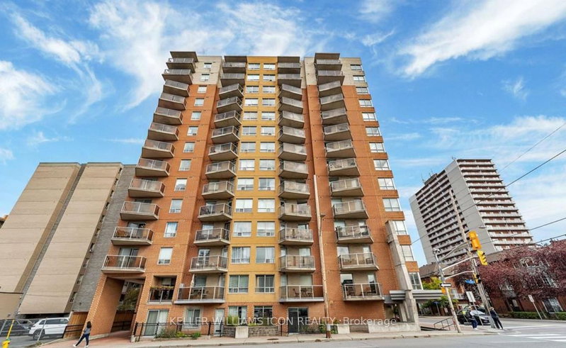105 - 429 Somerset Street W