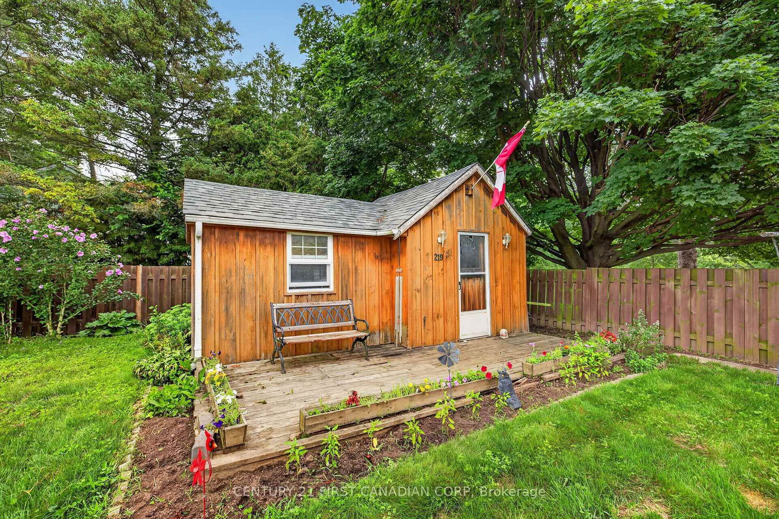 213 Fourth Street • West Elgin, ON photo 15
