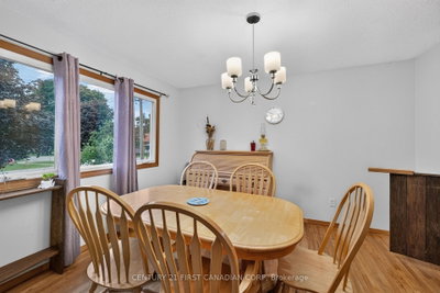 213 Fourth Street • West Elgin, ON photo 6