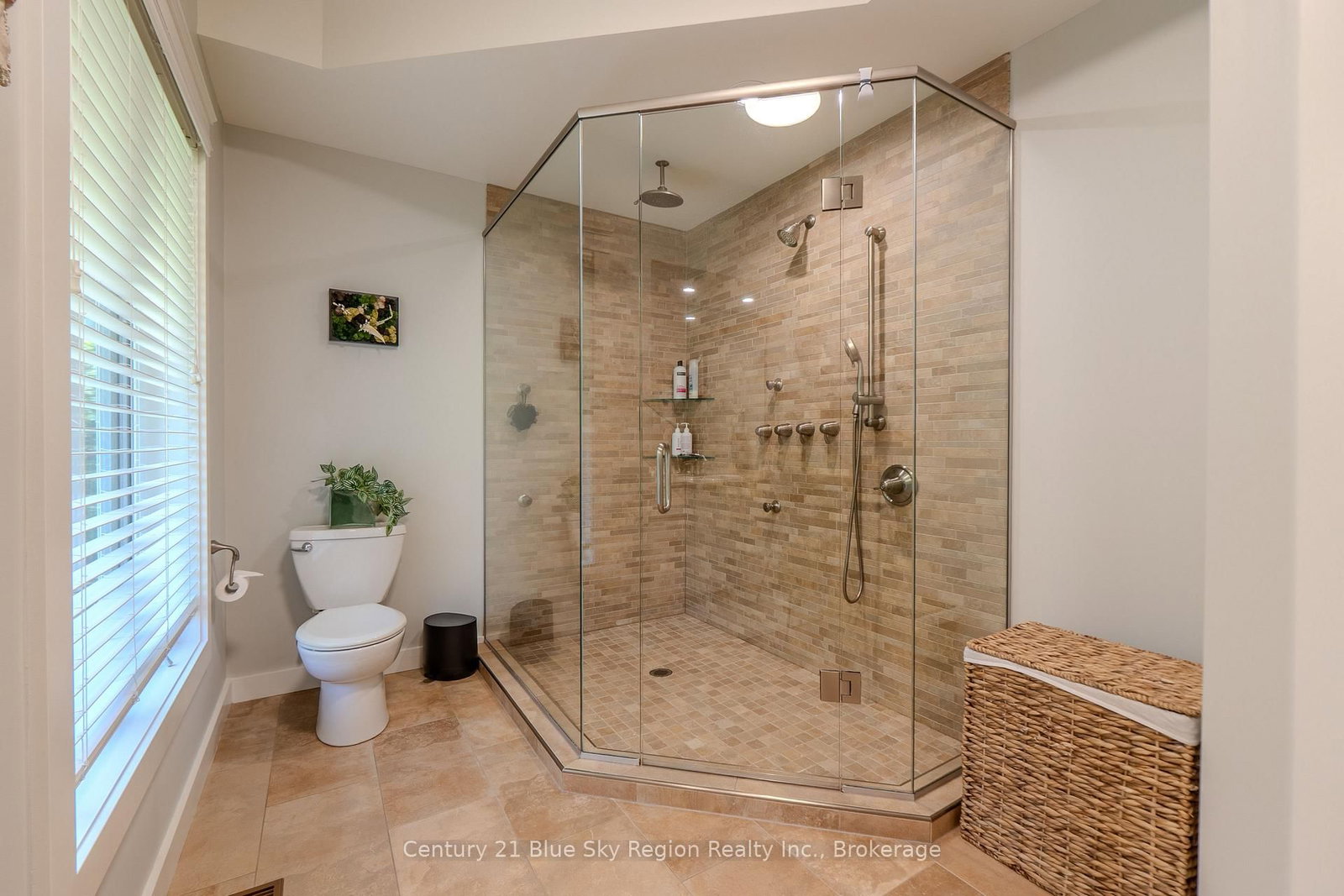 395 Carmichael Drive • North Bay, ON photo 14