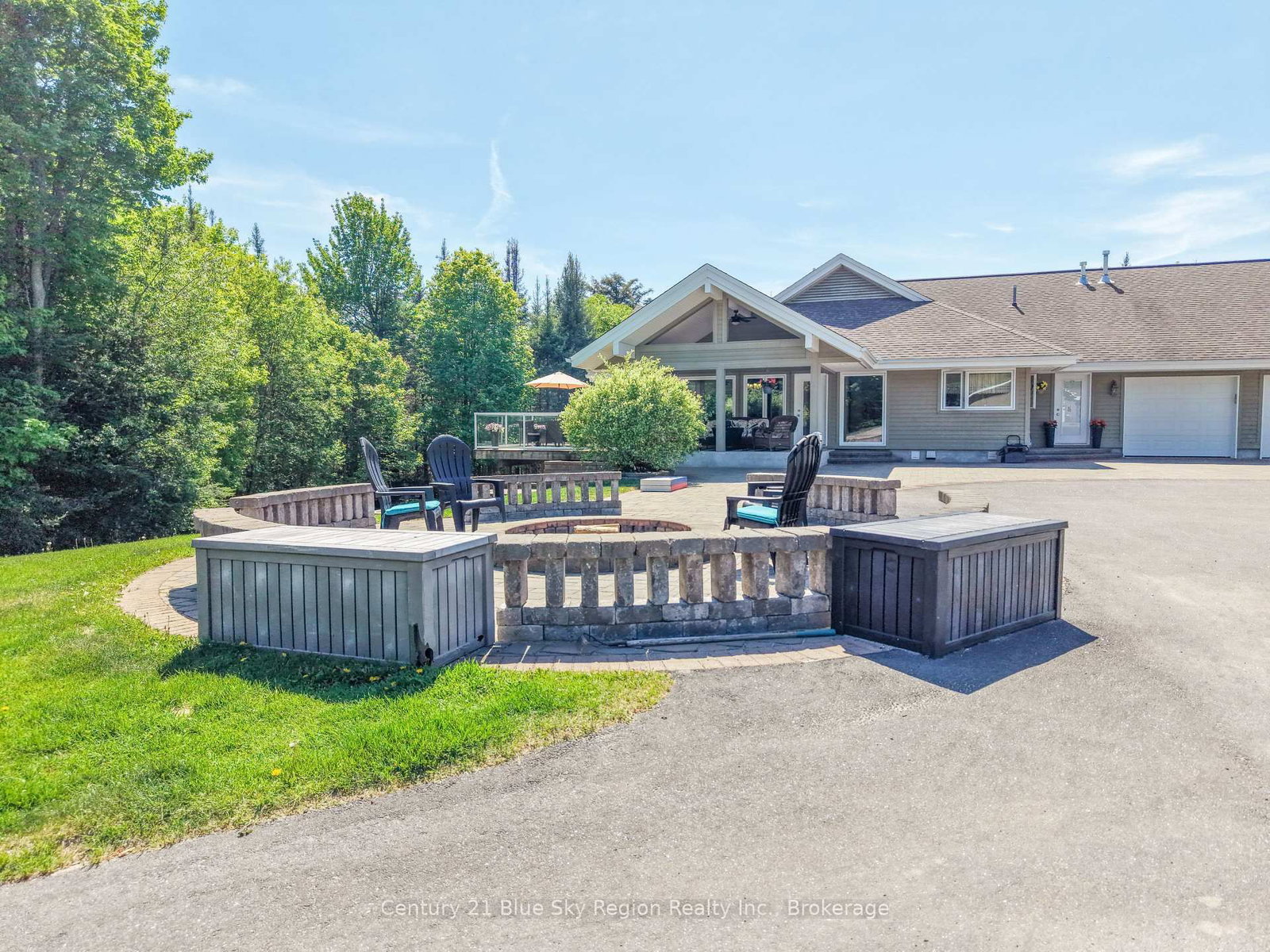 395 Carmichael Drive • North Bay, ON photo 37