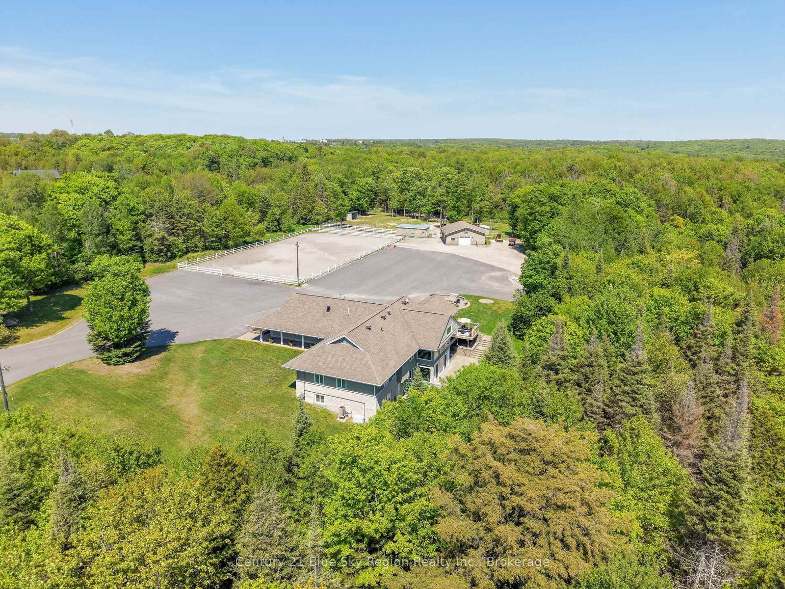 395 Carmichael Drive • North Bay, ON photo 48