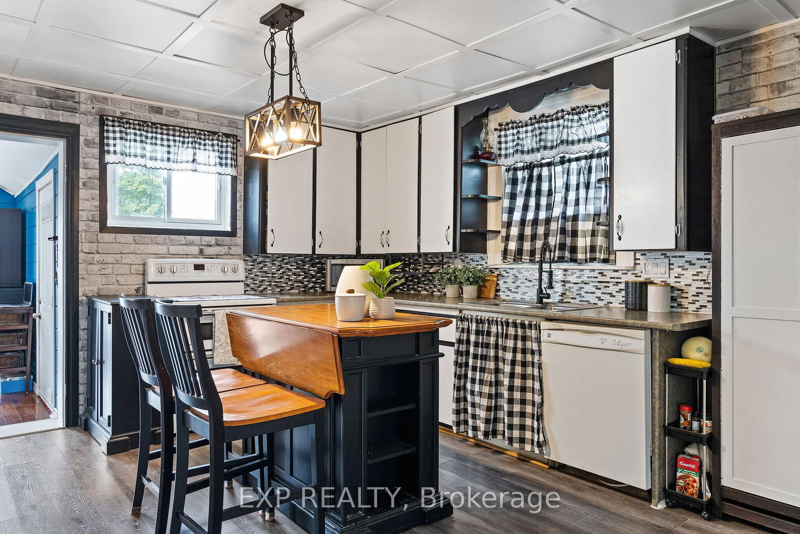 4235 Fly Road • Lincoln, ON photo 11