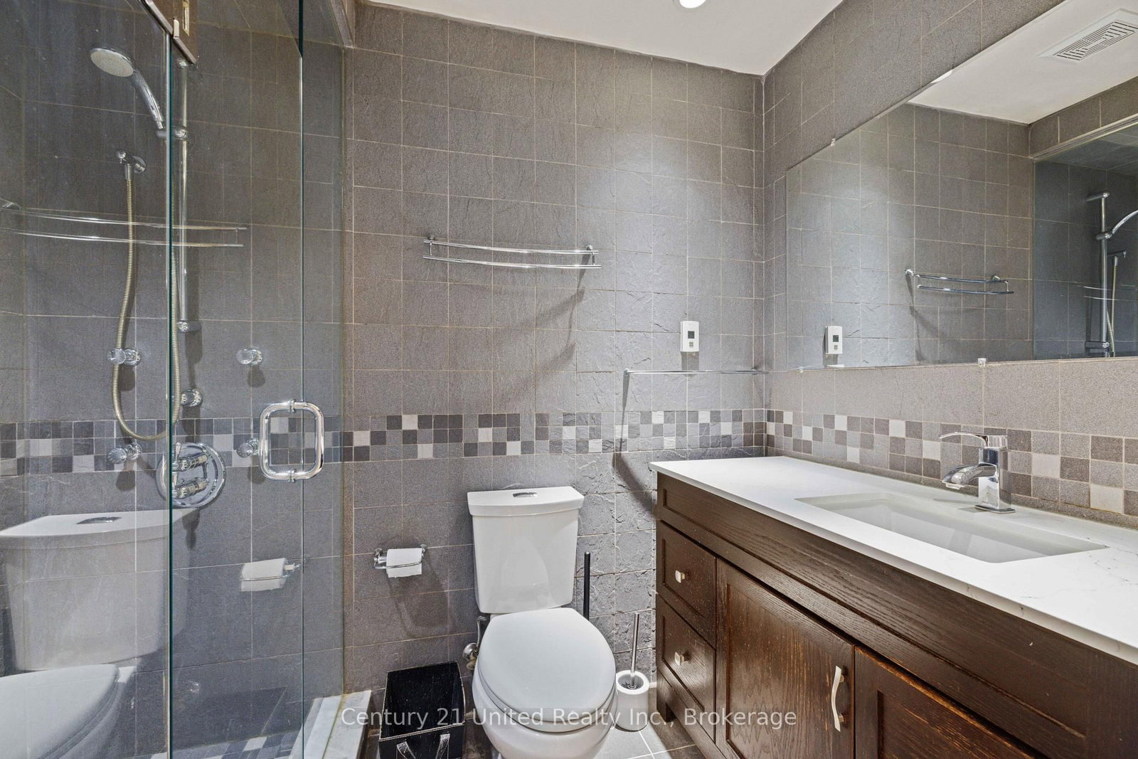 2 Paddock Wood • #4 • Peterborough, ON photo 23