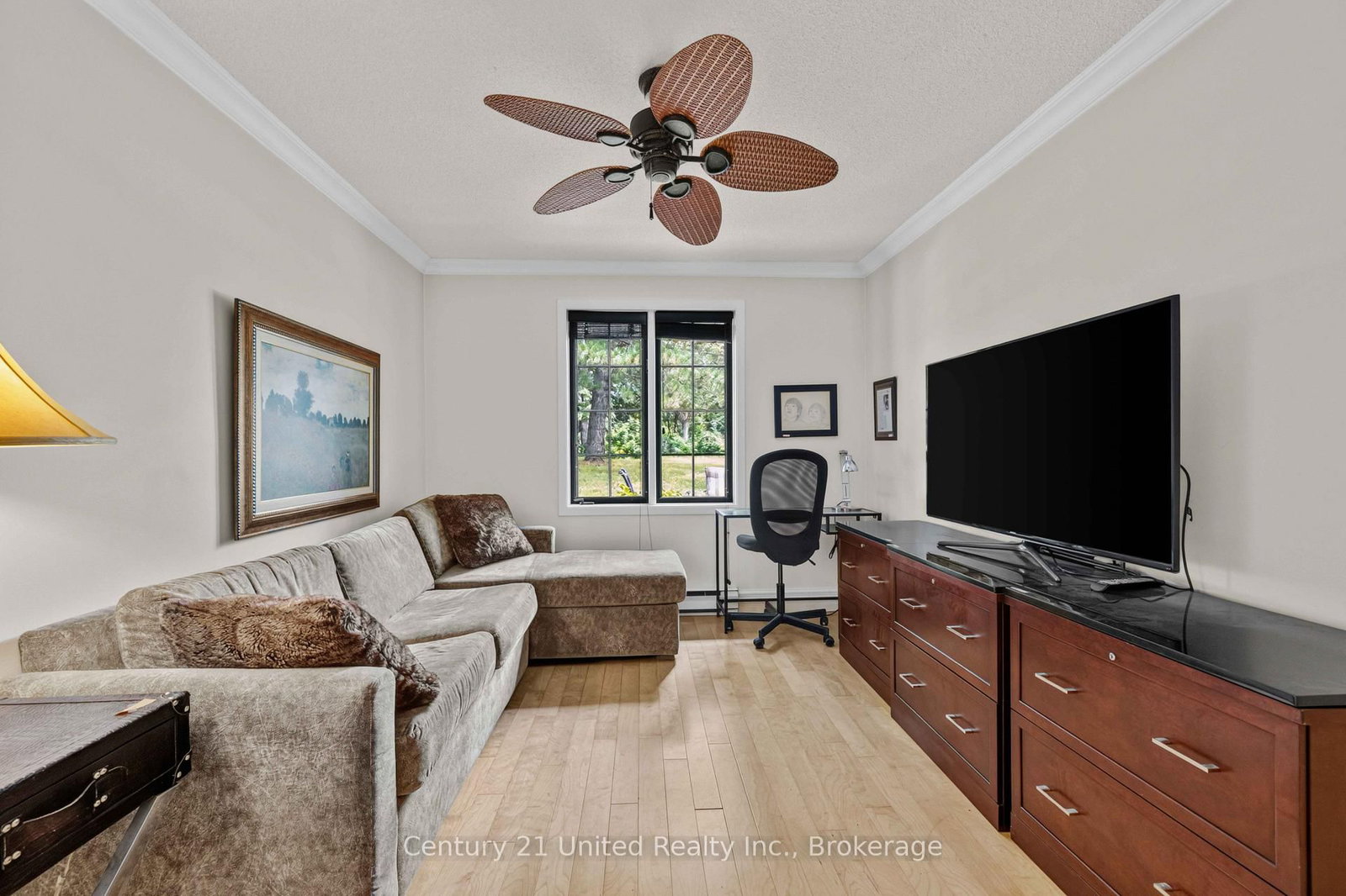 2 Paddock Wood • #4 • Peterborough, ON photo 25