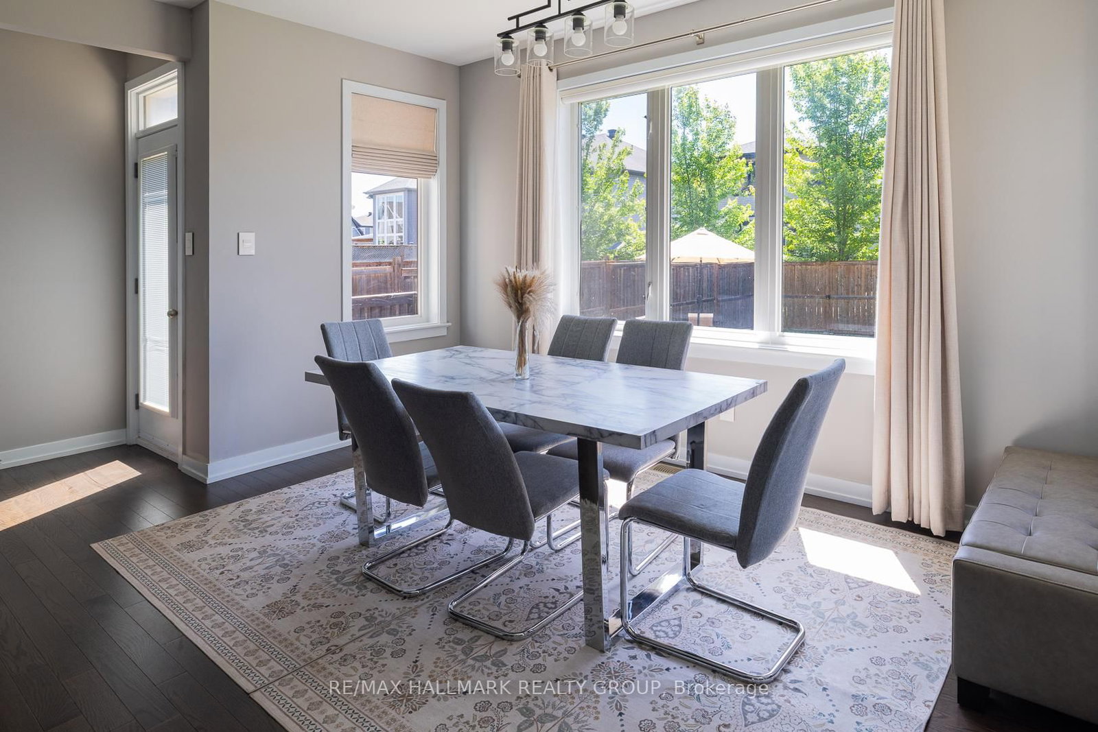 305 Oxer Place • Ottawa, ON photo 15