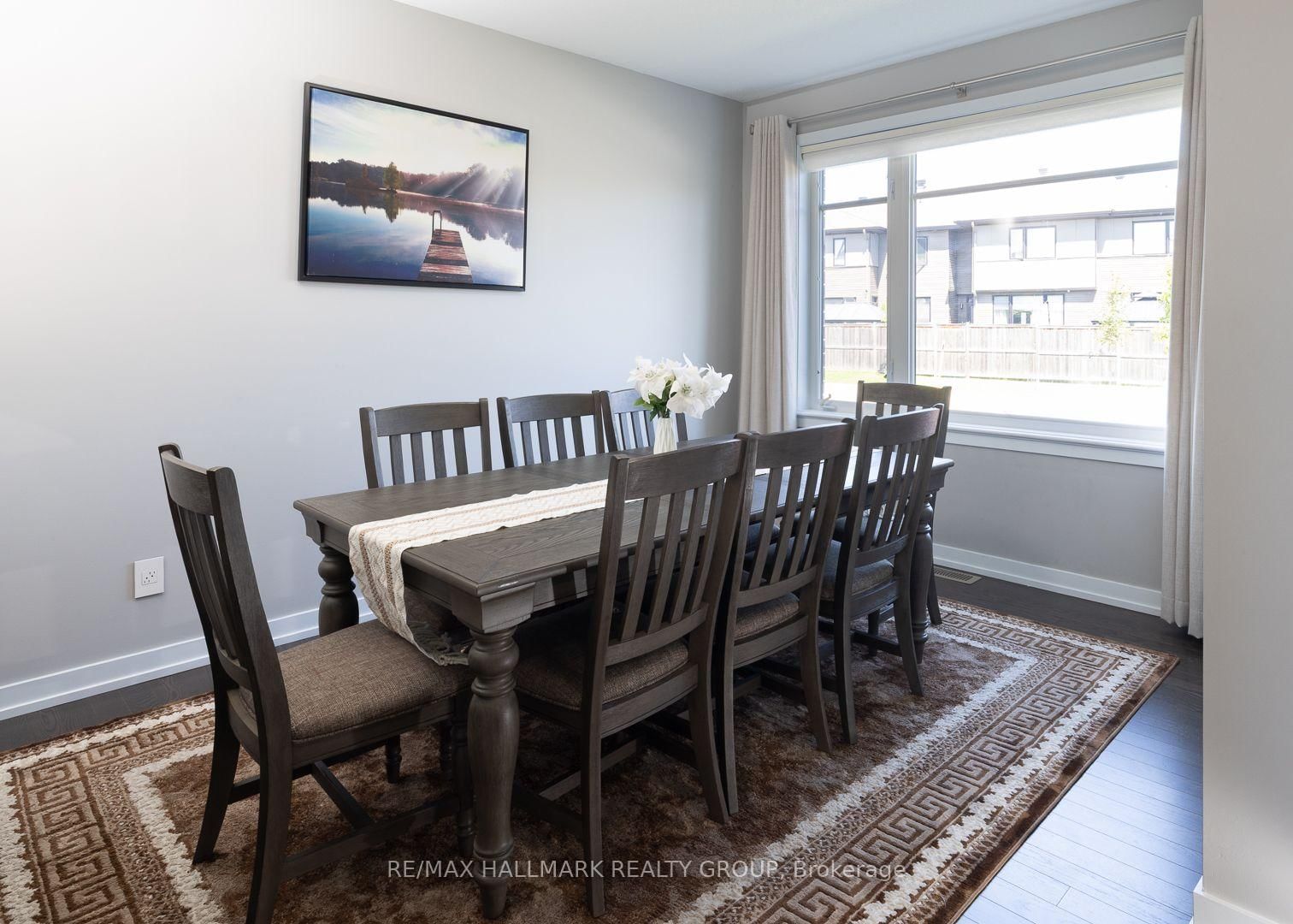 305 Oxer Place • Ottawa, ON photo 16