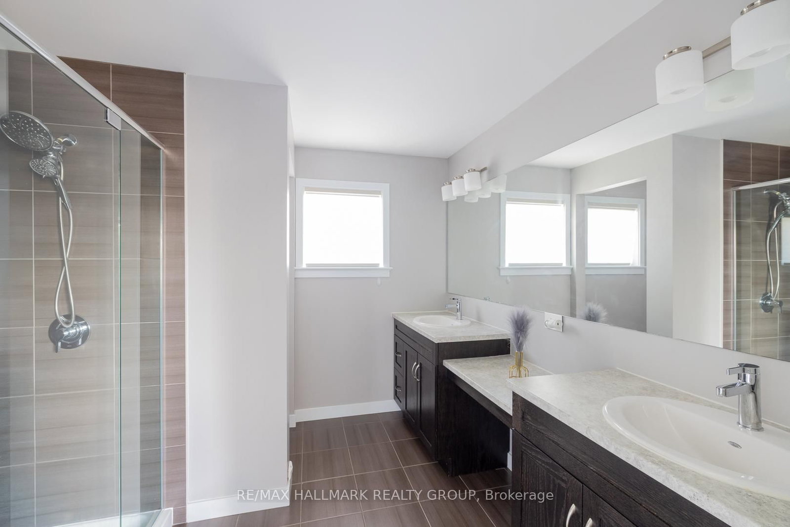 305 Oxer Place • Ottawa, ON photo 22
