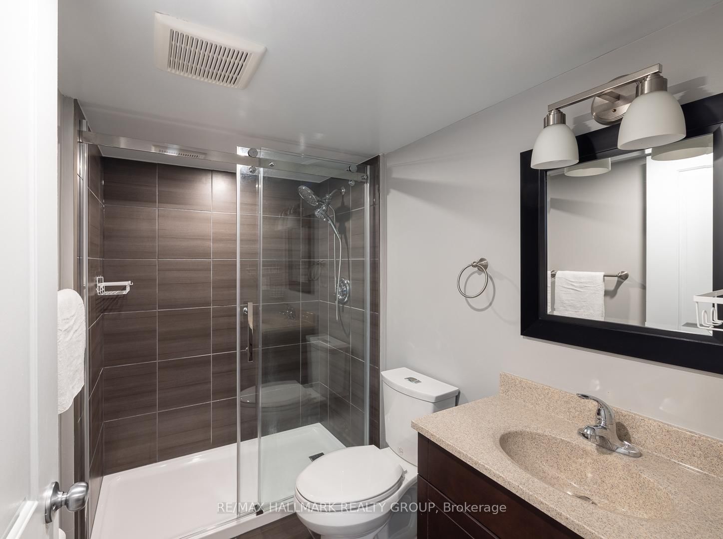 305 Oxer Place • Ottawa, ON photo 31